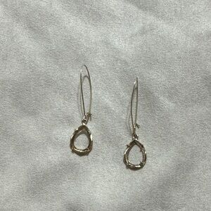 Dee gold Drop Earrings